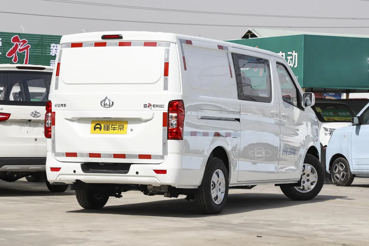 Changan Kaicheng Ruixing EM80 2023