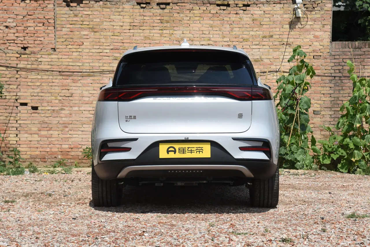 BYD Tang EV 2024