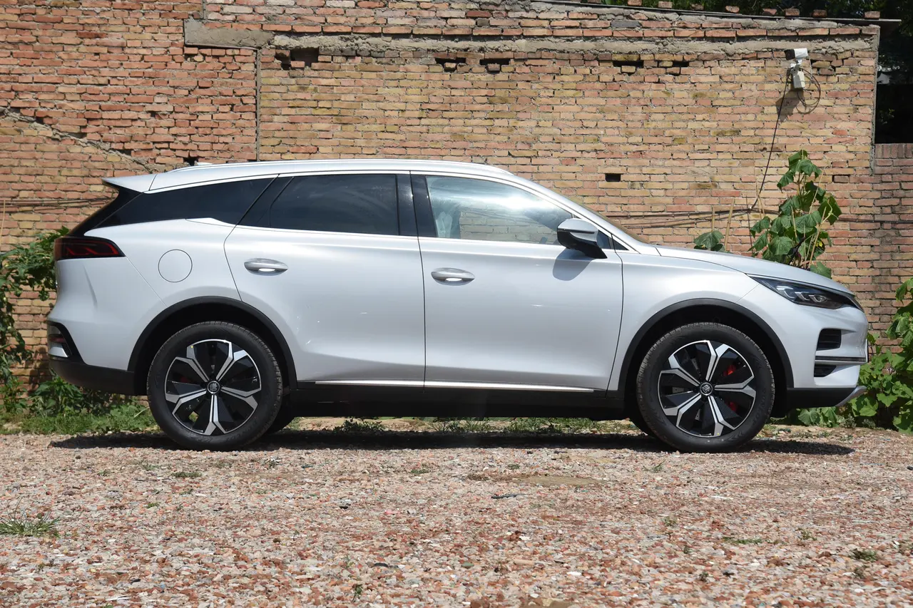 BYD Tang EV 2024