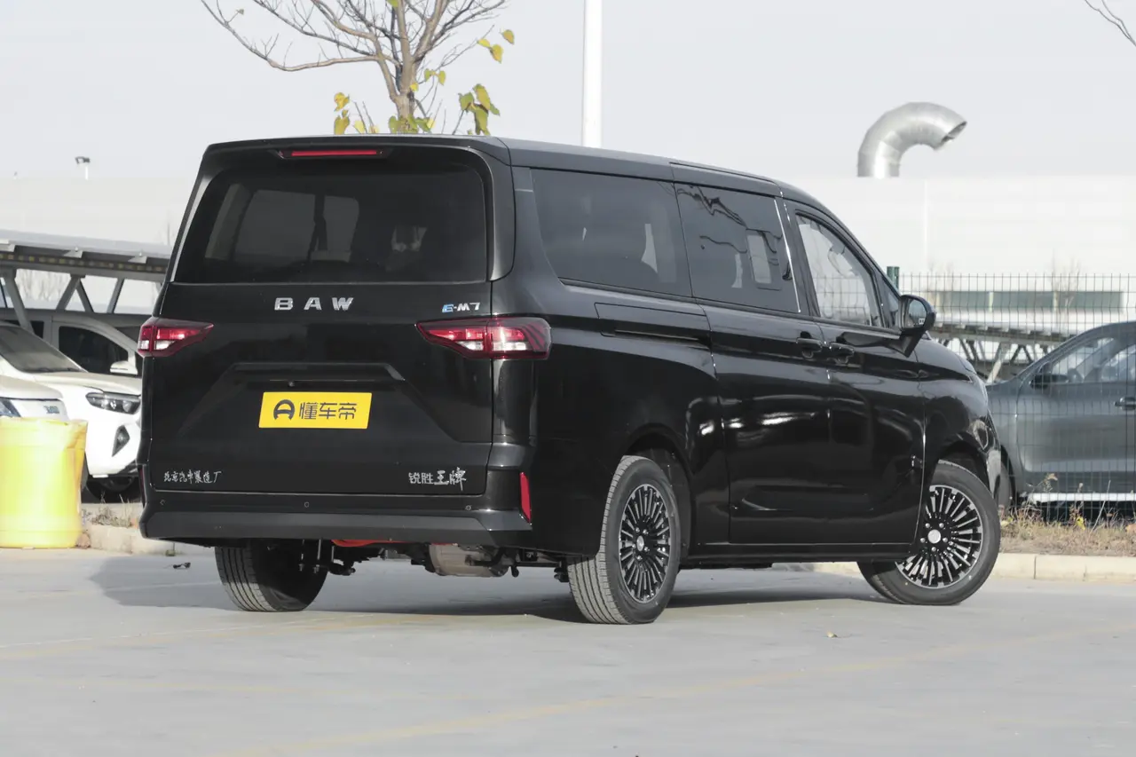 BAW M7 EV 2025