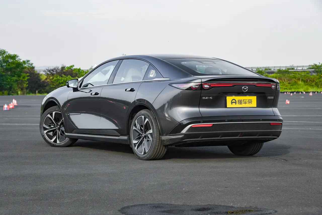 Mazda EZ-6 2024