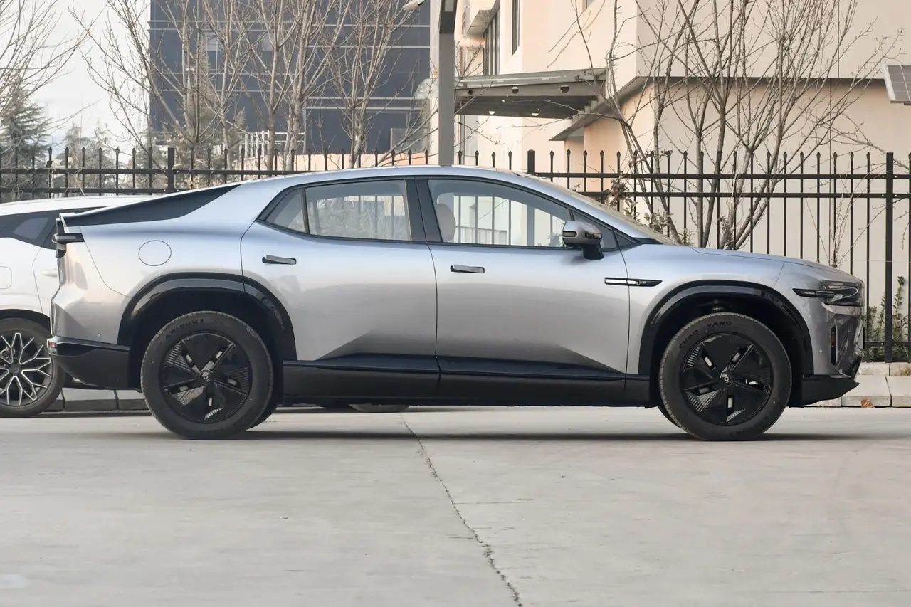 Changan Qiyuan E07 2024