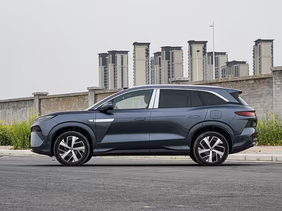 BYD Tang L 2025
