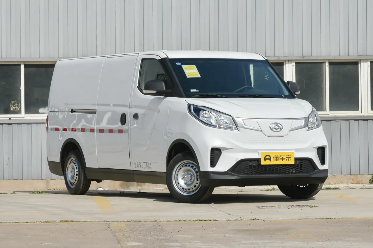 Maxus EV30 2022