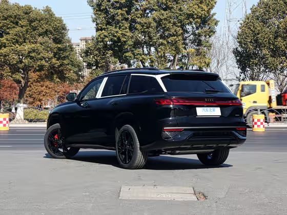 Audi Q6 2025