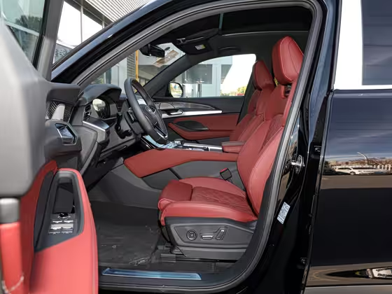 Audi Q6 2025