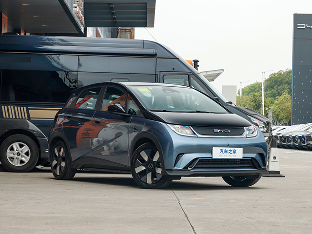 BYD Dolphin 2024
