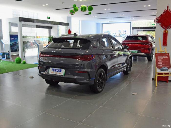 BYD e2 2024