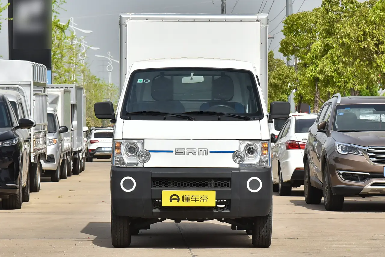 SRM Xinyuan T1L EV 2023