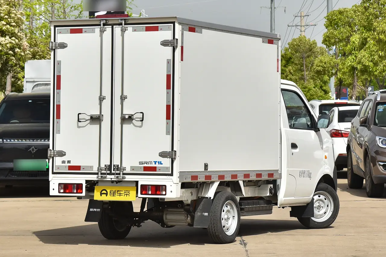 SRM Xinyuan T1L EV 2023