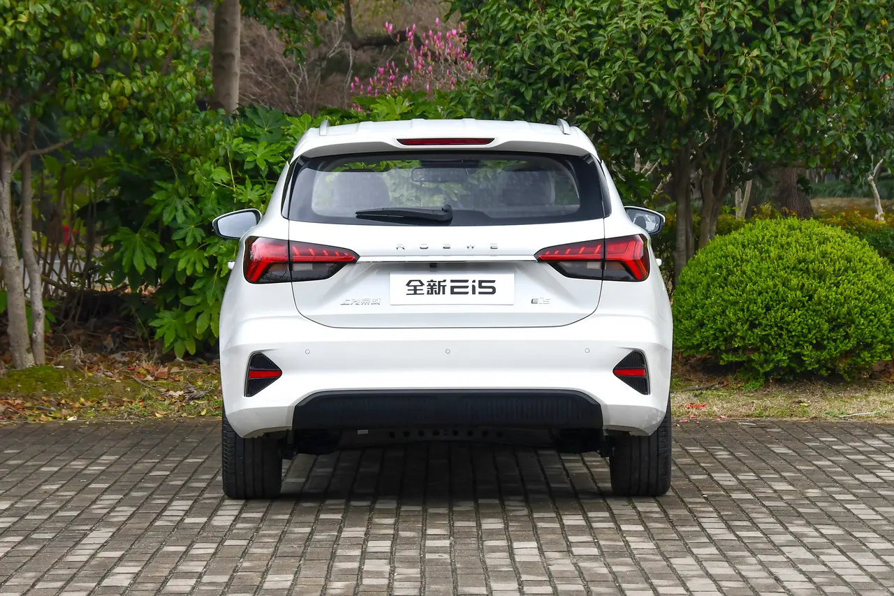 Roewe Ei5 2021