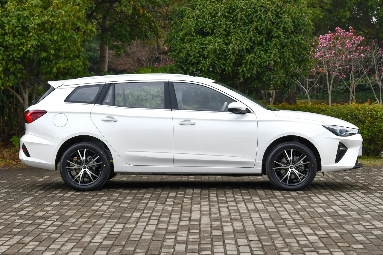 Roewe Ei5 2021