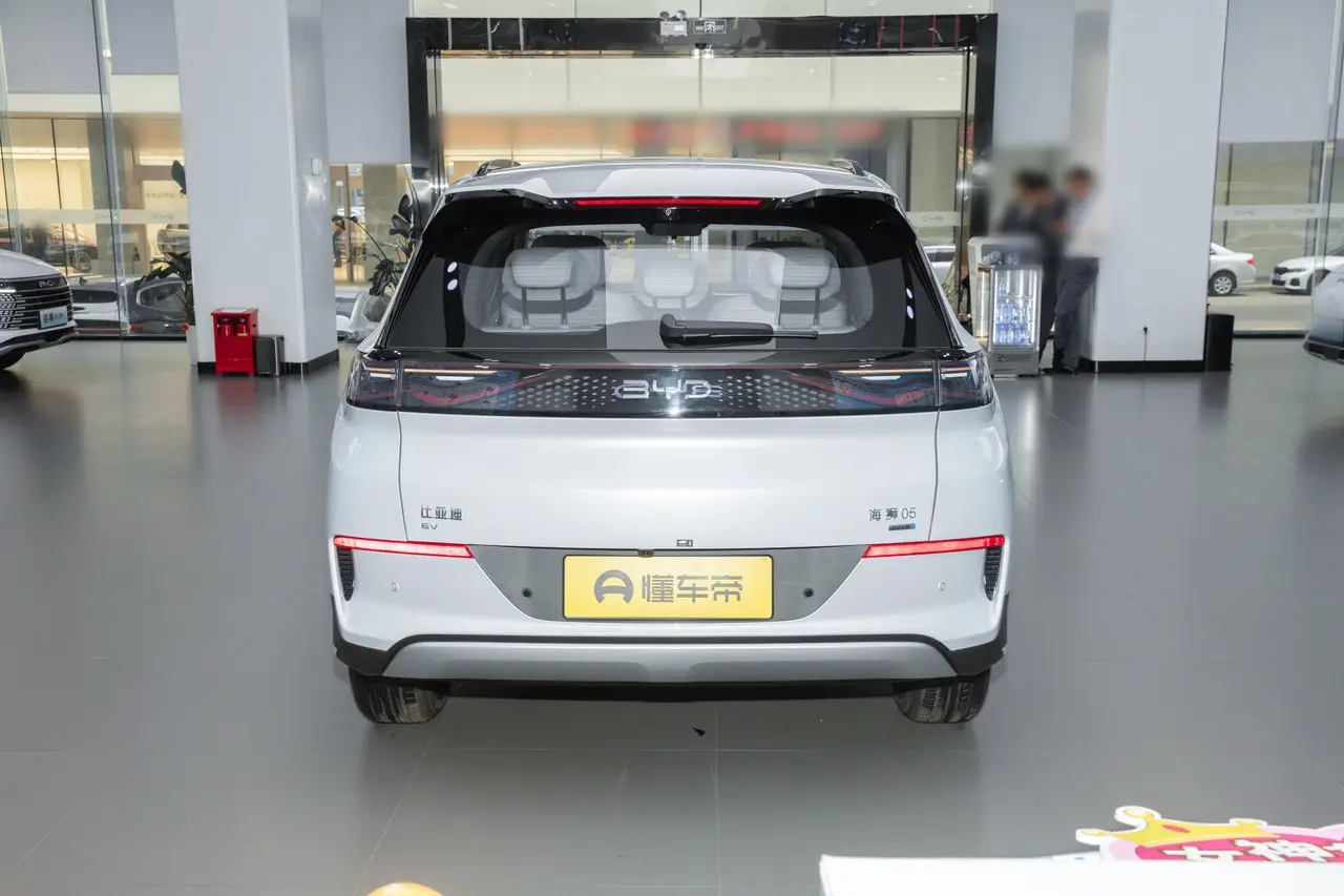 BYD Sea Lion 05 EV 2025