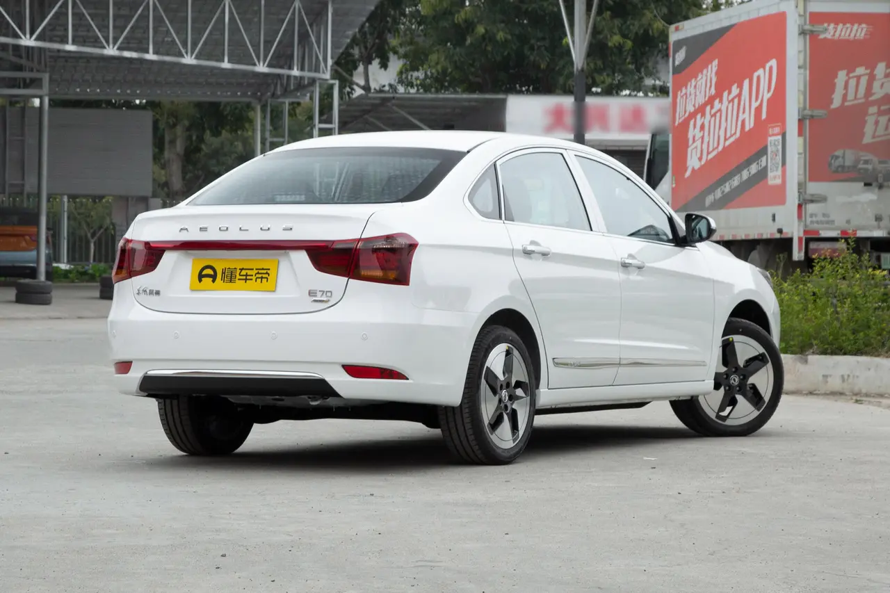 Dongfeng Aeolus E70 2023