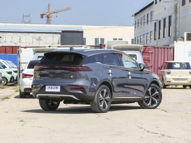 BYD Tang EV 2024