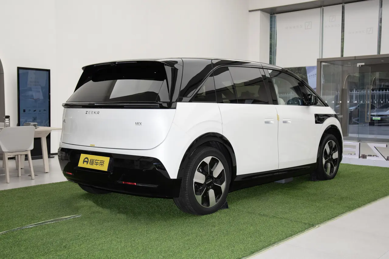 Zeekr Mix 2025