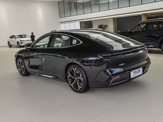 Geely Galaxy E8 2025