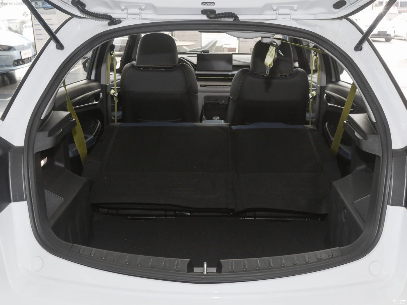 Geely Geometry EX3 2021