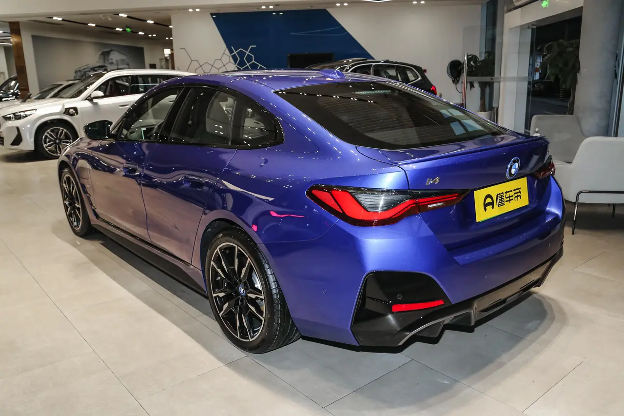 BMW i4 2022