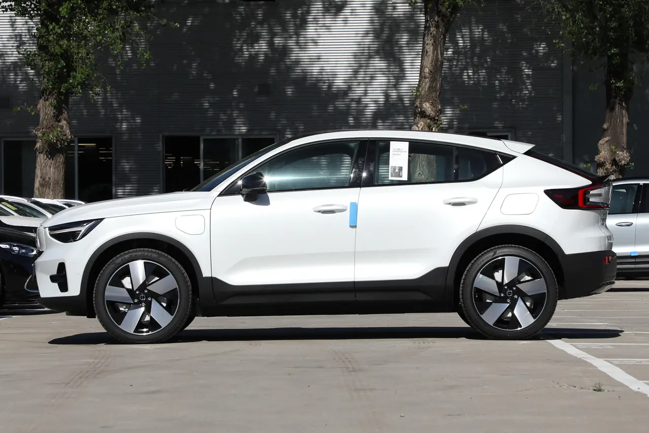 Volvo C40 Recharge 2024