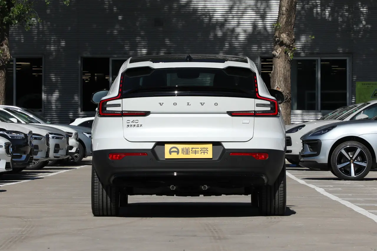 Volvo C40 Recharge 2024