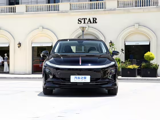 Hongqi E-QM5 2025