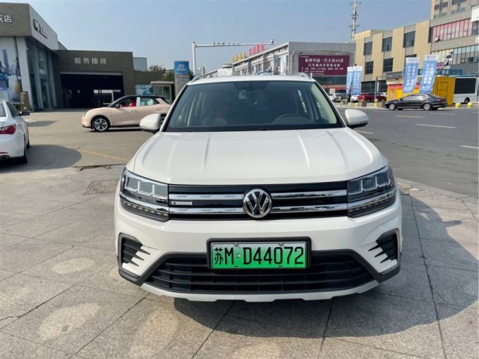 Volkswagen e-Tharu 2021