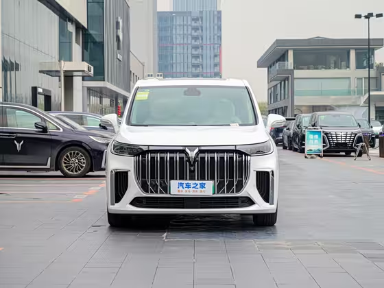 Voyah Dreamer PHEV 2024