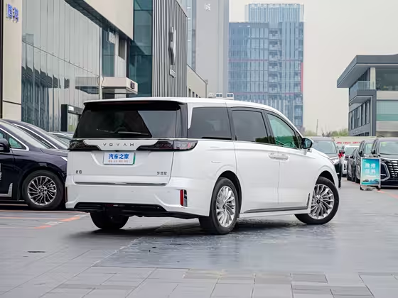 Voyah Dreamer PHEV 2024