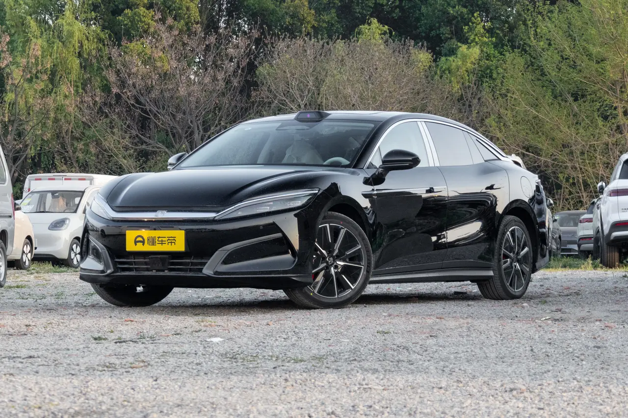 BYD Han L EV 2025