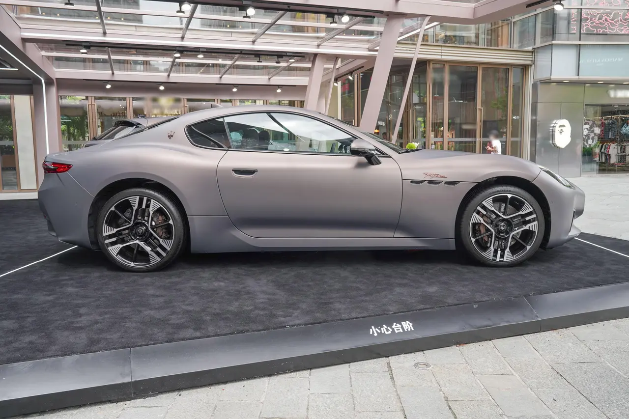 Maserati Gran Turismo EV 2024