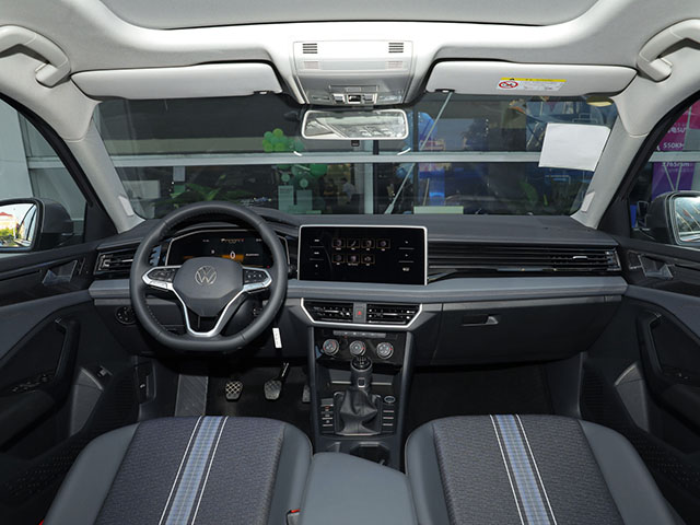 Volkswagen Sagitar 2022