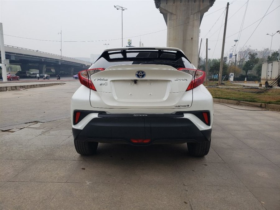 Toyota C-HR EV 2021