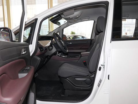 GAC Trumpchi M6 2024