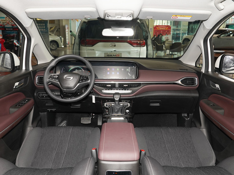 GAC Trumpchi M6 2024