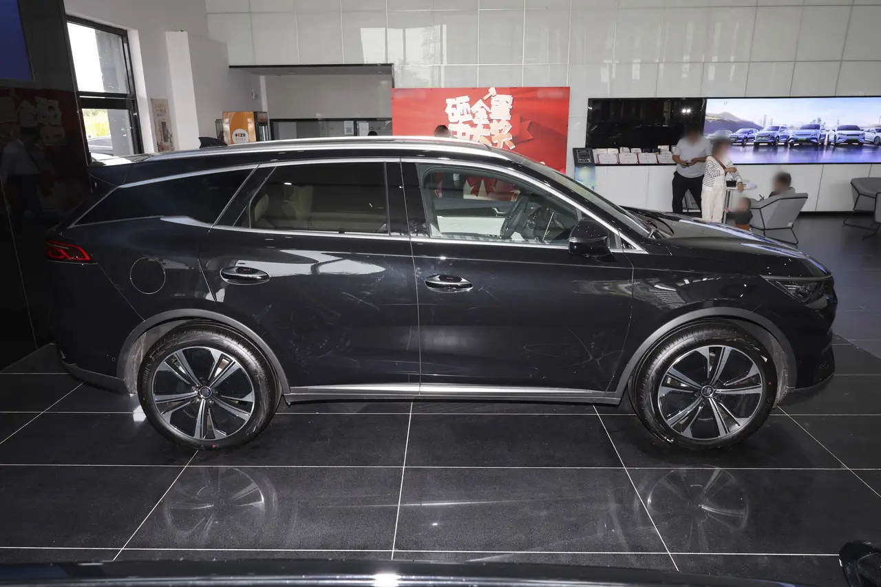 BYD Tang EV 2024