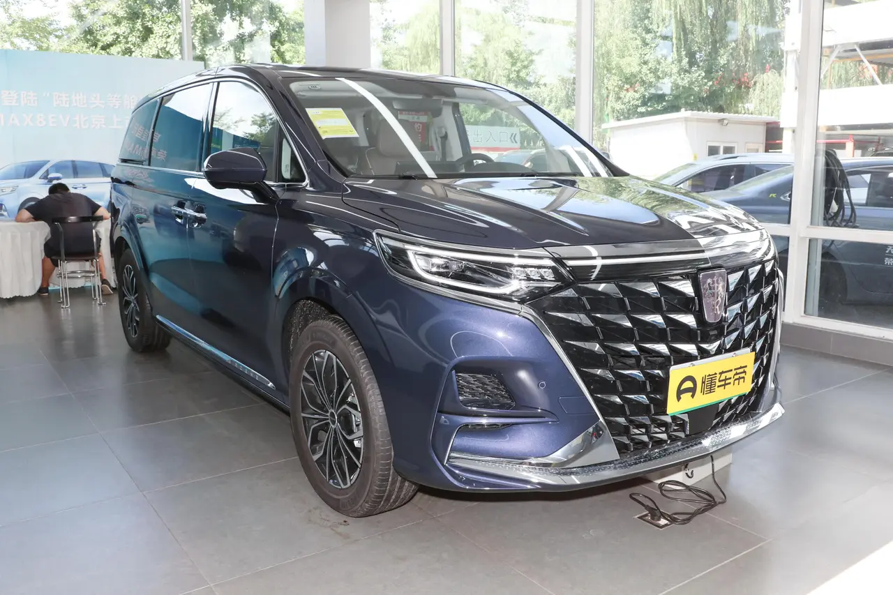 Roewe IMAX8 EV 2022