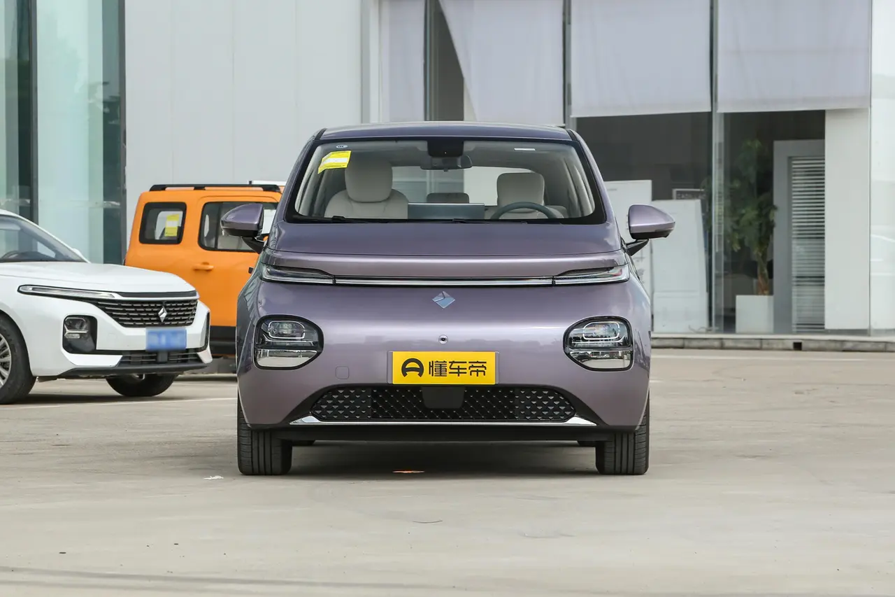 Baojun Clouds 2023