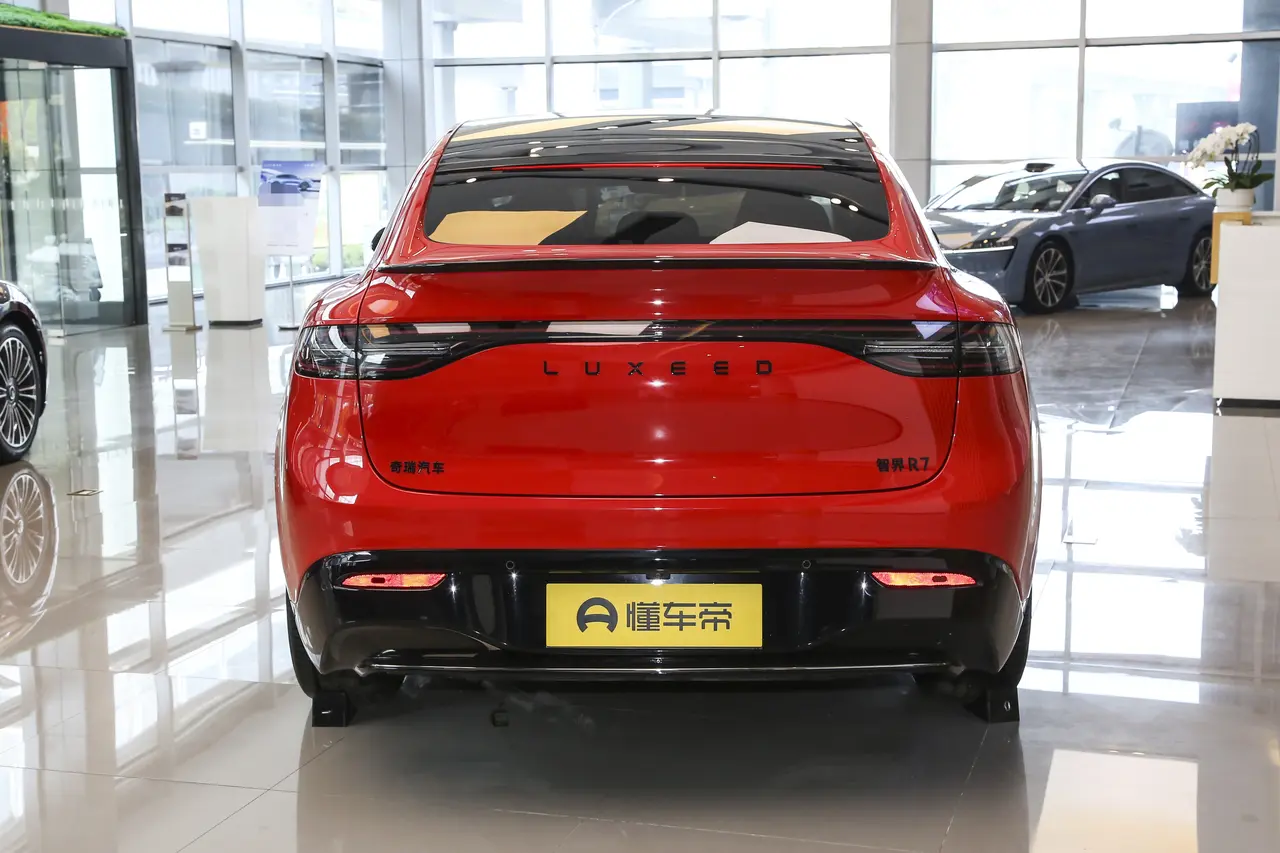 Luxeed R7 2024