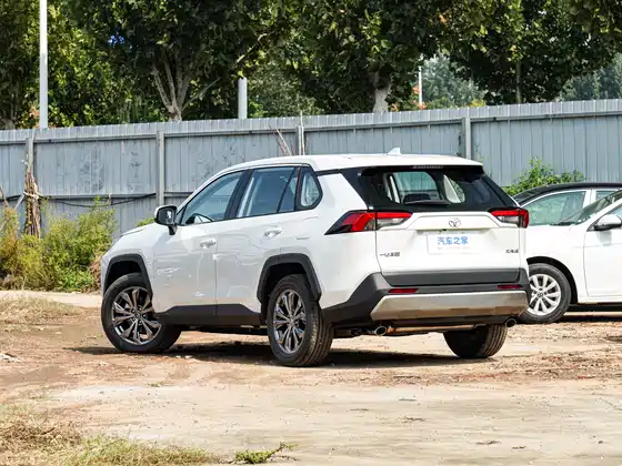 Toyota RAV4 2025