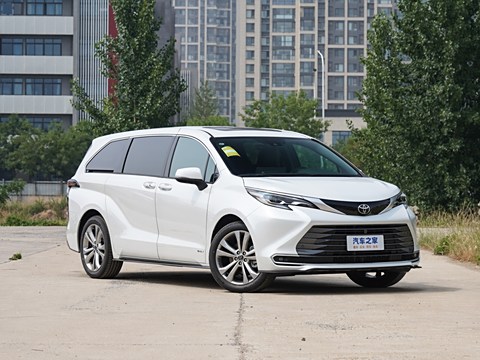 Toyota Sienna 2024
