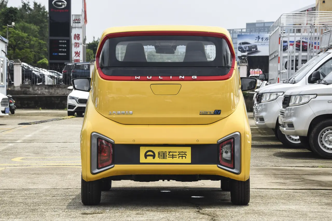 Wuling Nano EV 2021