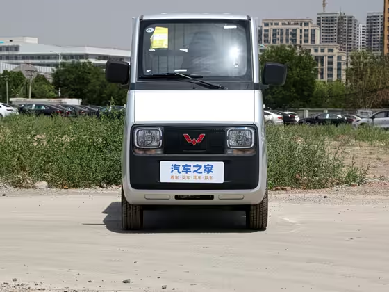 Wuling E10 2023