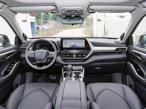 Toyota Highlander 2025