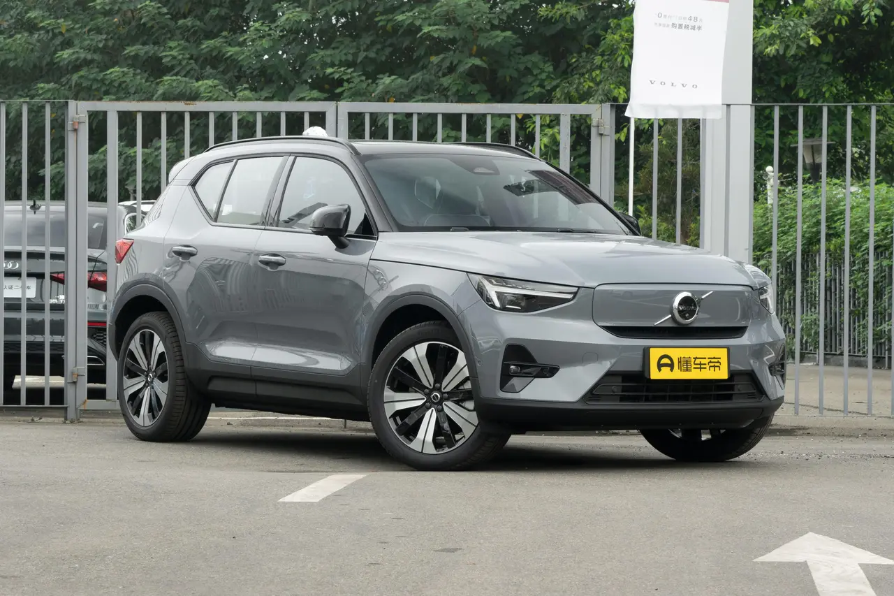 Volvo XC40 Recharge 2024