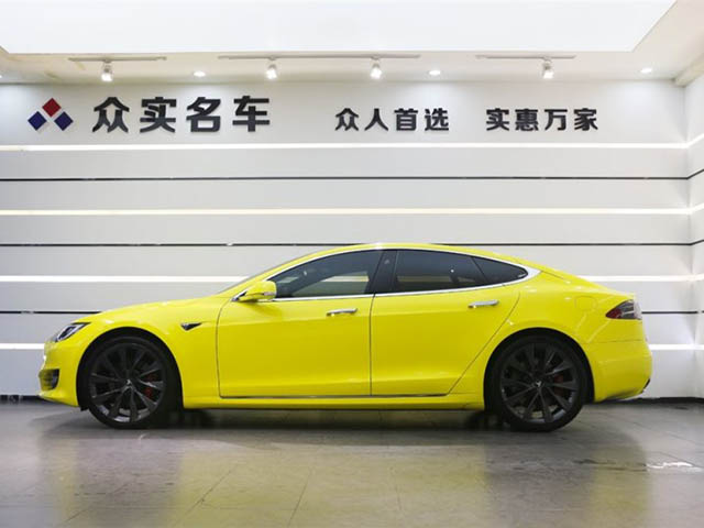 Tesla Model S 2020