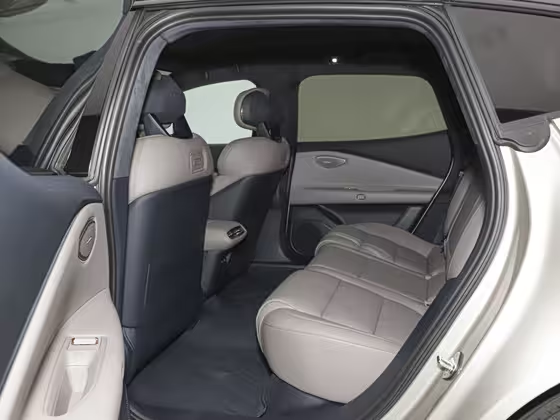 Lynk &amp; Co Z10 2024