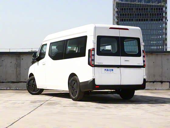 Farizon SuperVAN 2025