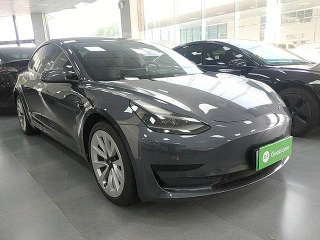 Tesla Model 3 2021