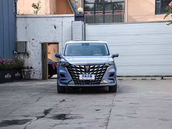 Roewe IMAX8 EV 2022